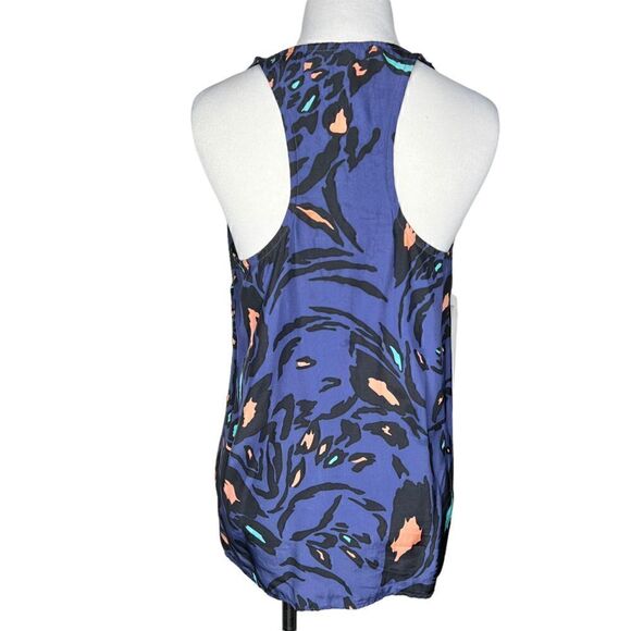 Eight Sixty Ruffle Tank Top Medium - Picture 6 of 6